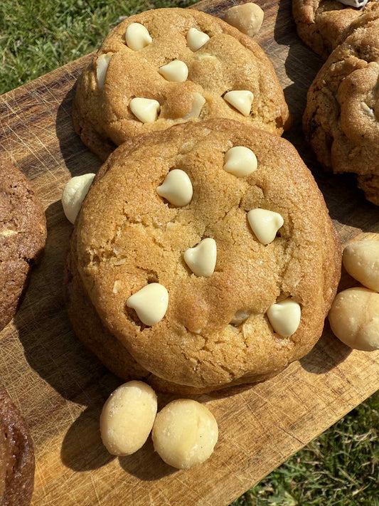 Macadamia & White Choc Cookies! 8 Pack!