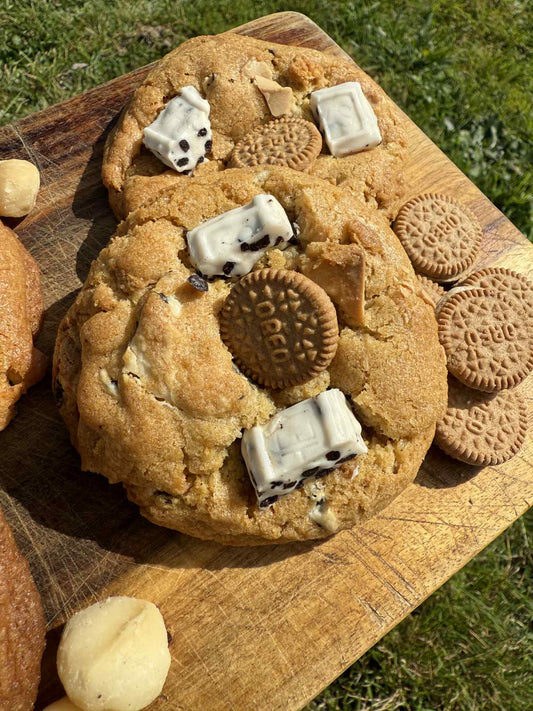 Caramilk Cookies & Cream Cookies! 8 Pack!
